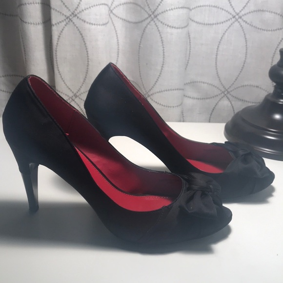 Zara Basic Black Satin peep toe heels - Picture 7 of 7